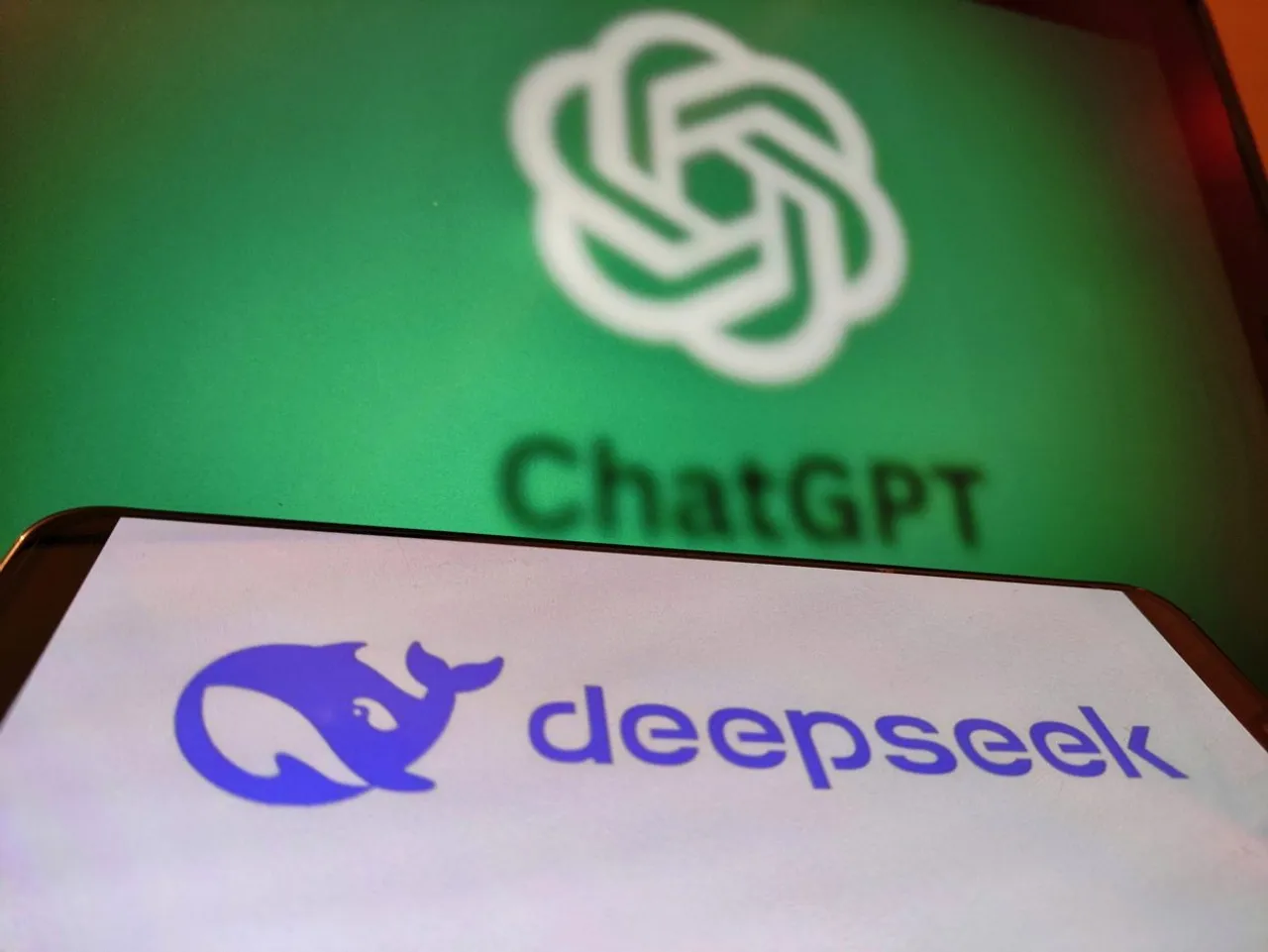 DeepSeek and ChatGPT ai models